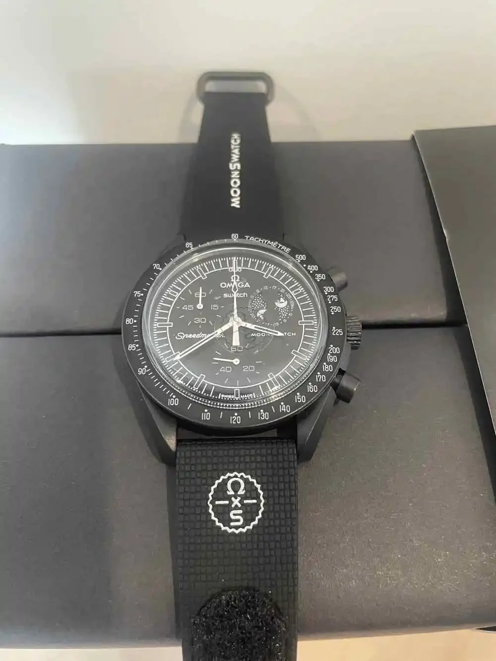 NWOT Swatch x Omega MISSION TO THE MOONPHASE Men's NEW MOON Black Watch